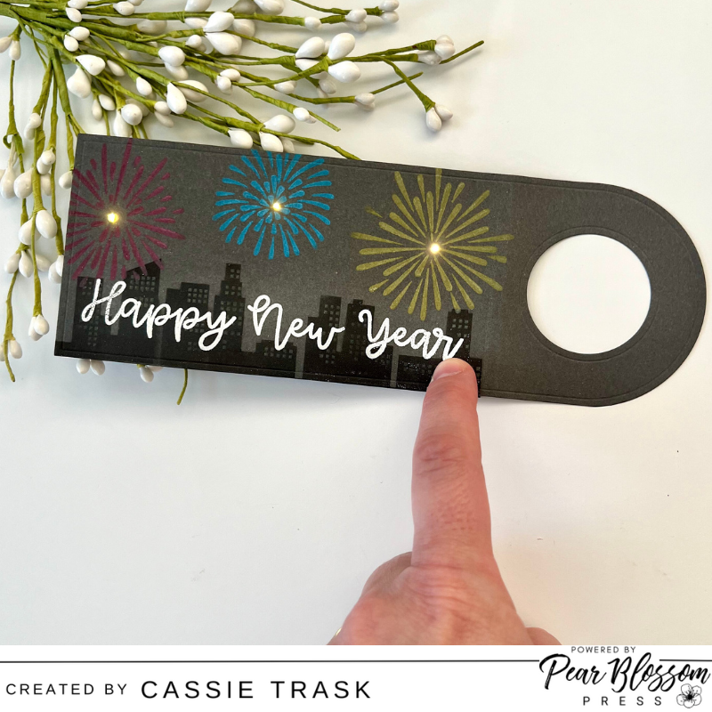 A Wine Bottle Tag that Lights Up!