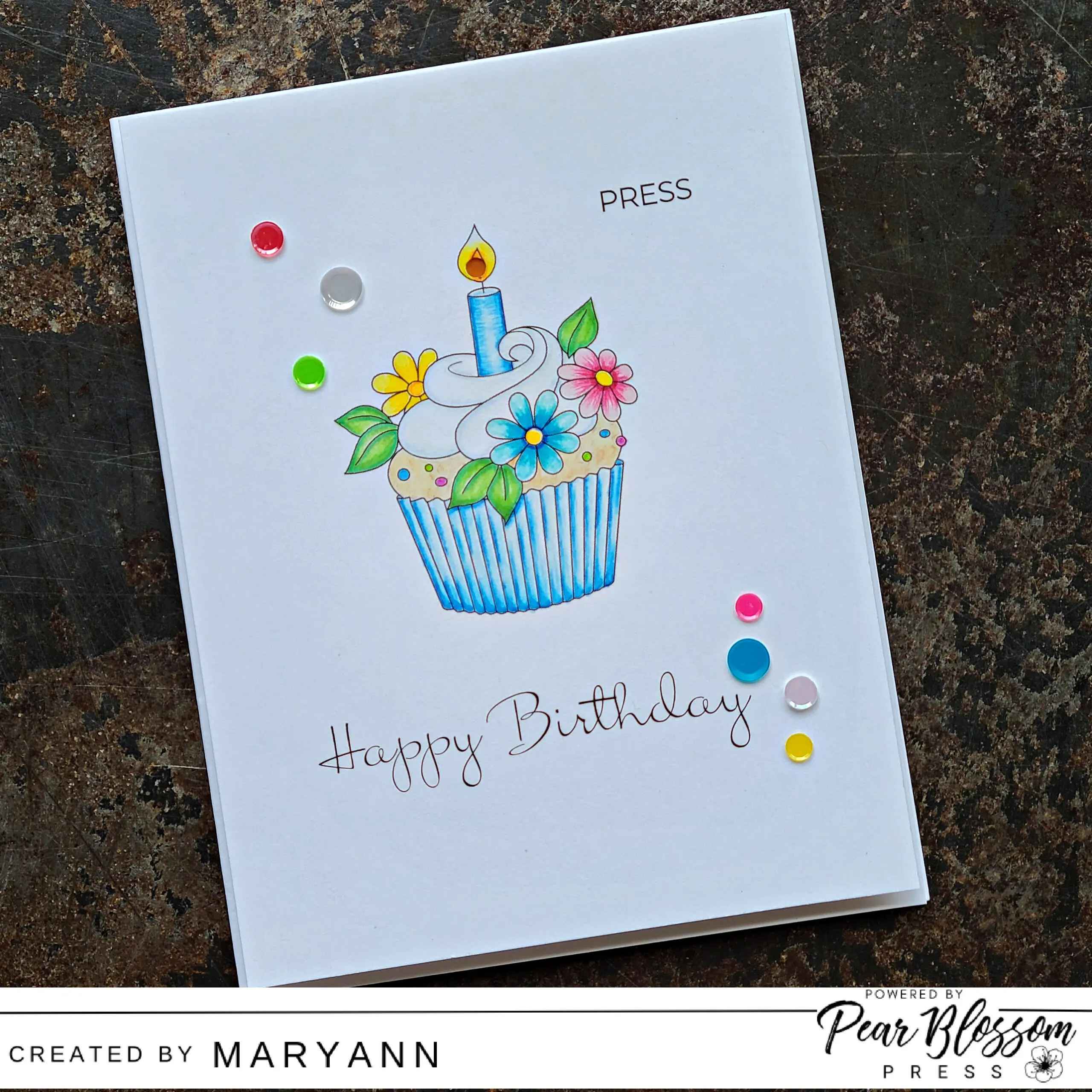 1 Light Birthday Cupcake