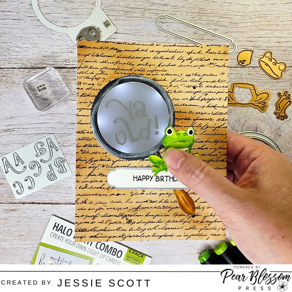 A Magnifying Reveal Light Up Card!